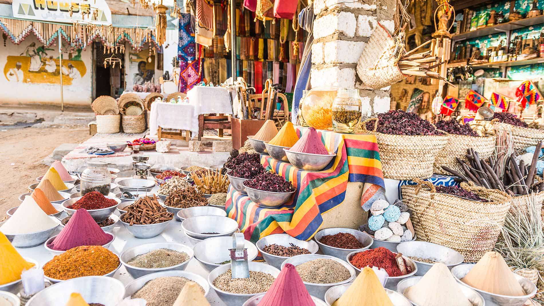 7 DAYS ( CRUISE - LUXOR - ASWAN - CAIRO )